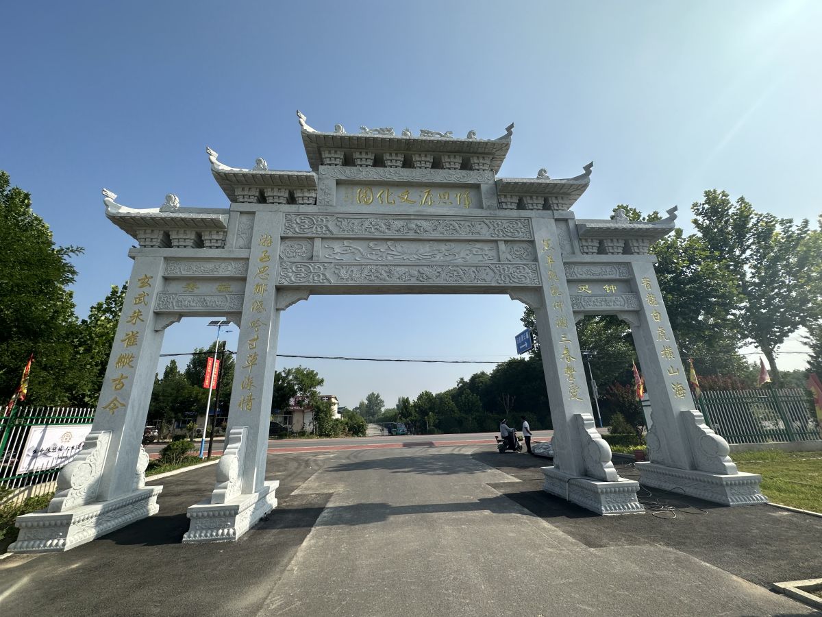 没有坟头谁还回家？农村坟头聚集是大势所趋，要防止借公墓谋私！